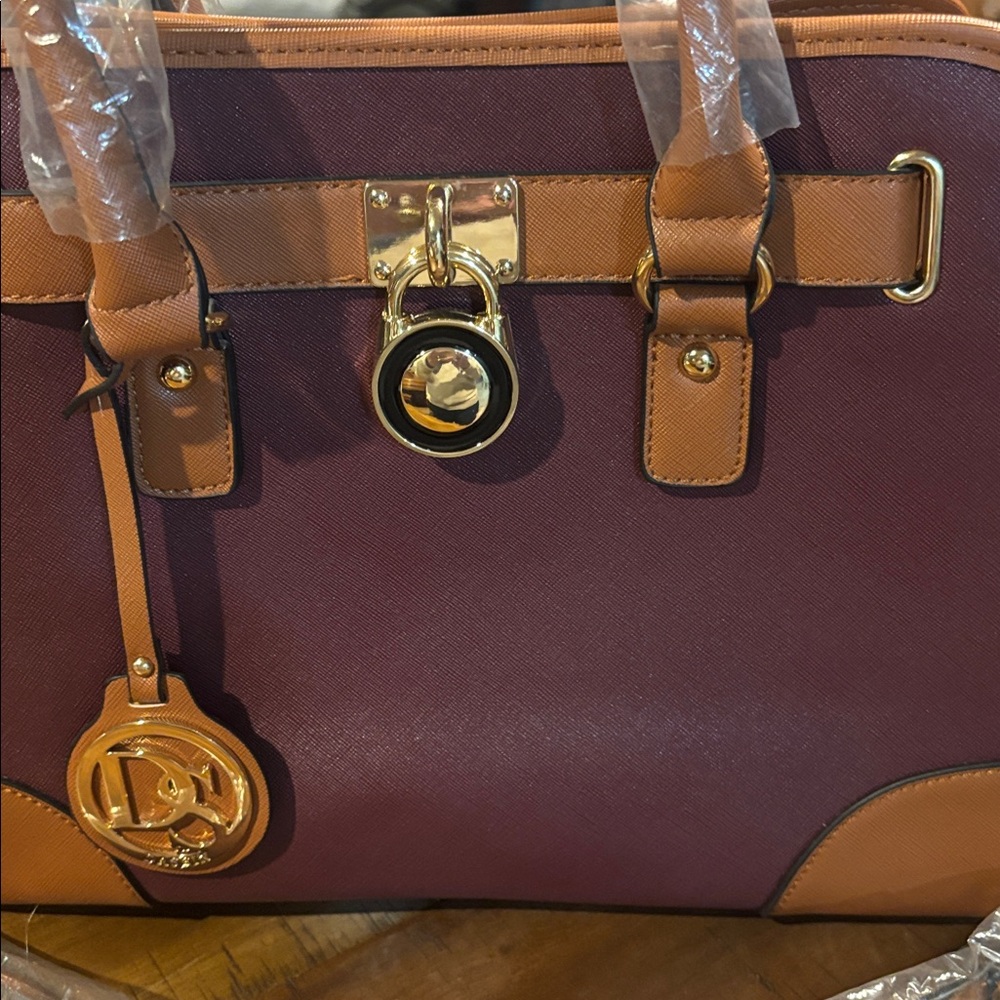 DASEIN NWT Dark Maroon and Brown Shoulder Purse/ Handbag. - Picture 3 of 11